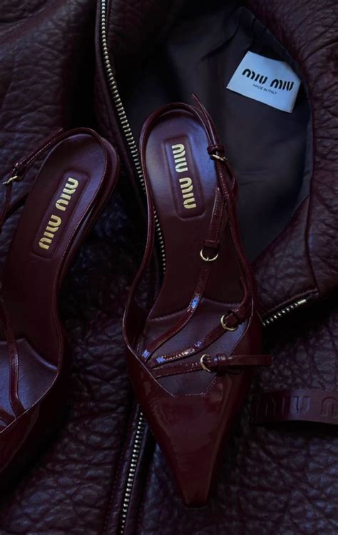 miu miu cherry red